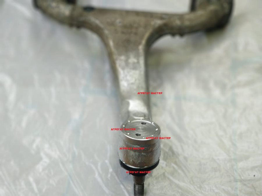 Мерседес ML W163 Рычаг задний правый верхний